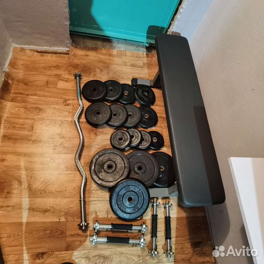 Скамья, штанга, гриф и блины