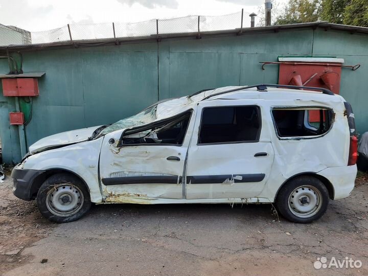 LADA Largus 1.6 МТ, 2018, битый, 170 000 км