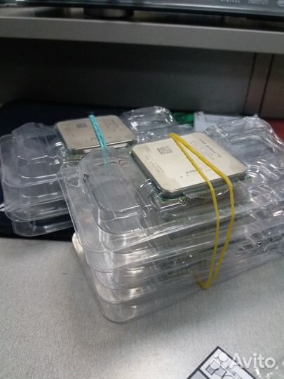 Процессор SAM3 AMD Athlon II ADX 220 2 ядра по 2,8