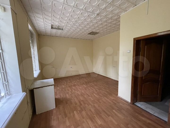 Свободного назначения, 1212 м²