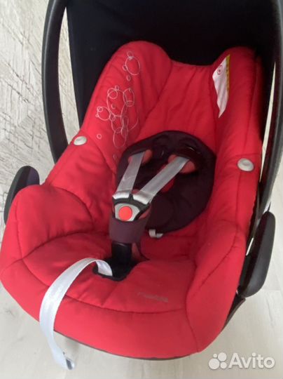 Автолюлька maxi cosi с адаптерами для bugaboo