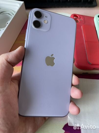 iPhone 11, 64 ГБ