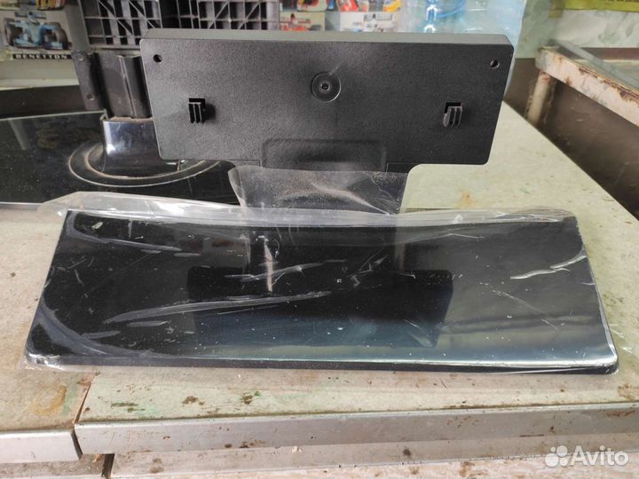 Подставка для телевизора