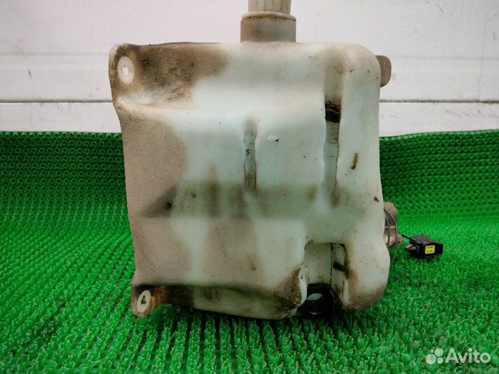 Бачок омывателя Mazda 626 GE FS 1995