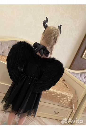 Платье h&m крылья