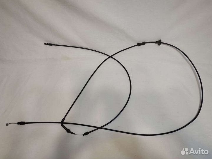 Тросик капота Фрилендер 2