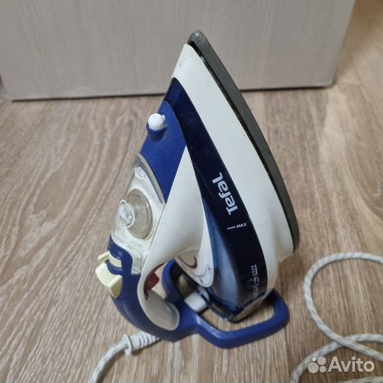 Продаю утюг