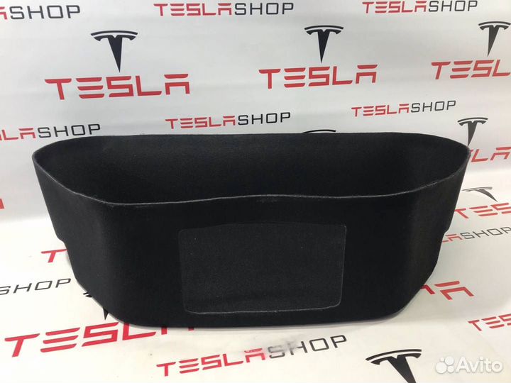 Ковровое покрытие переднего багажника Tesla