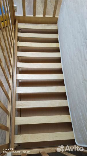 Продам детскую кроватку