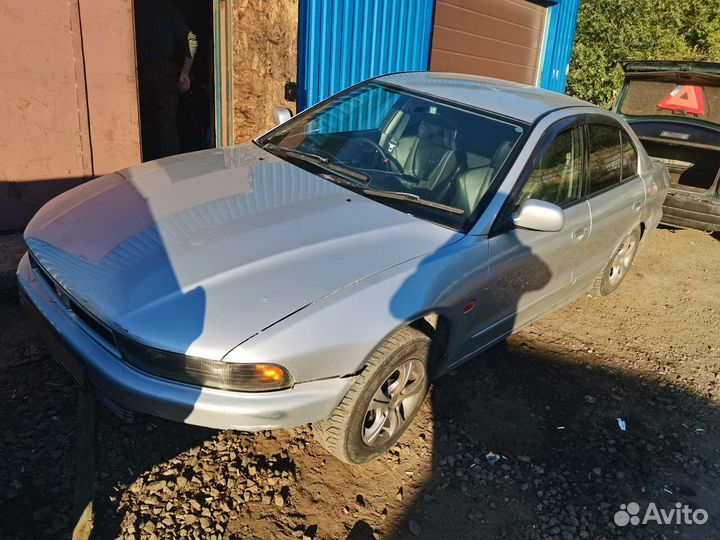 В разборе Mitsubishi galant 8 4g94