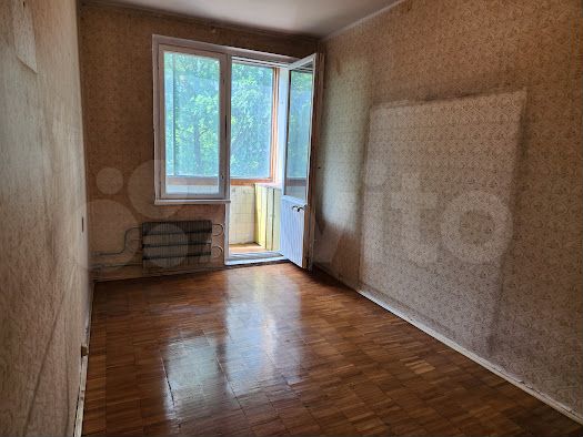 Комната 13,2 м² в 3-к., 2/10 эт.