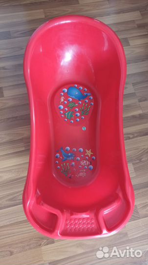 Ванночка для купания с горкой