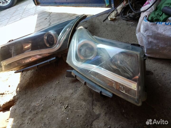 Фары на Круз