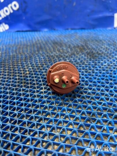 Вакуумный клапан Mitsubishi Lancer 9 седан 4G15