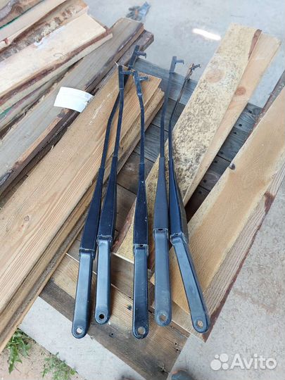 Поводки дворников Ford Focus 2