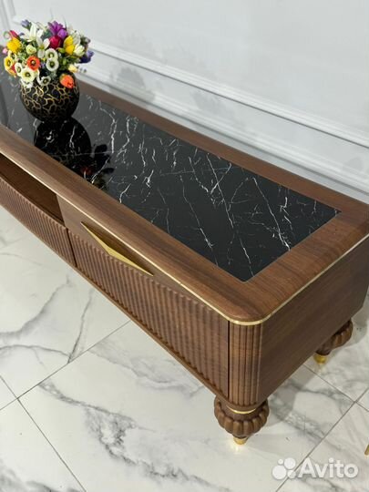 Тумба под телевизор