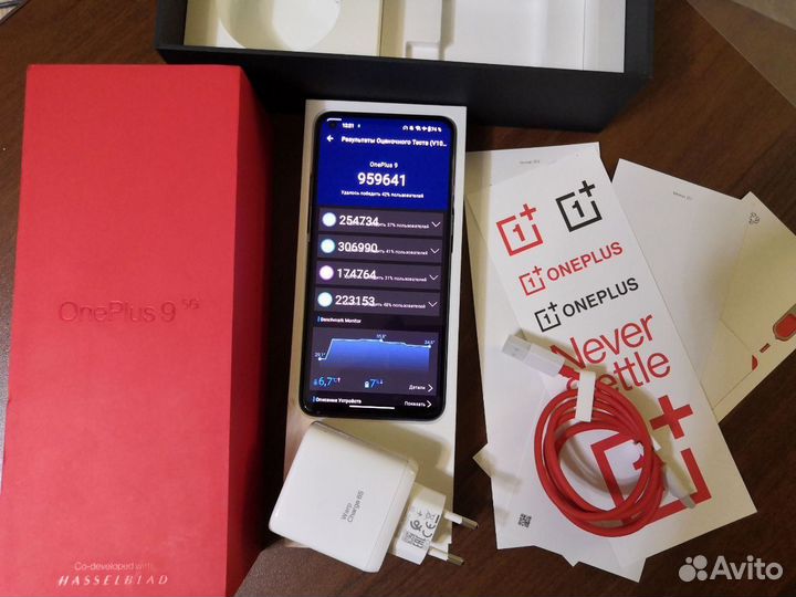 OnePlus 9, 8/128 ГБ