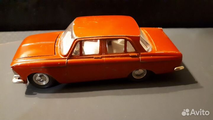 Модели автомобилей 1:43