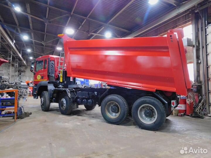 Автослесарь в грузовой автосервис