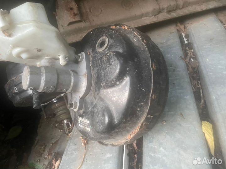 Вакуумный усилитель тормозов Land Rover Freelander