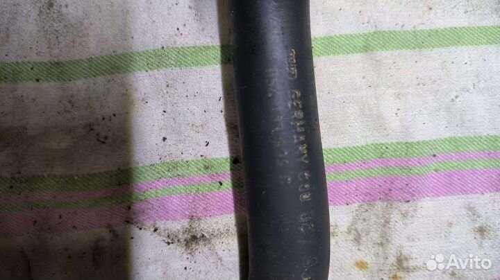 Шланг вентиляции картерных газов Audi 054133999C