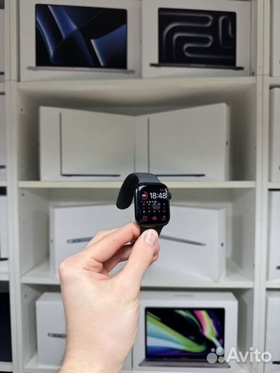 Apple Watch 8 45mm черные идеал 100%