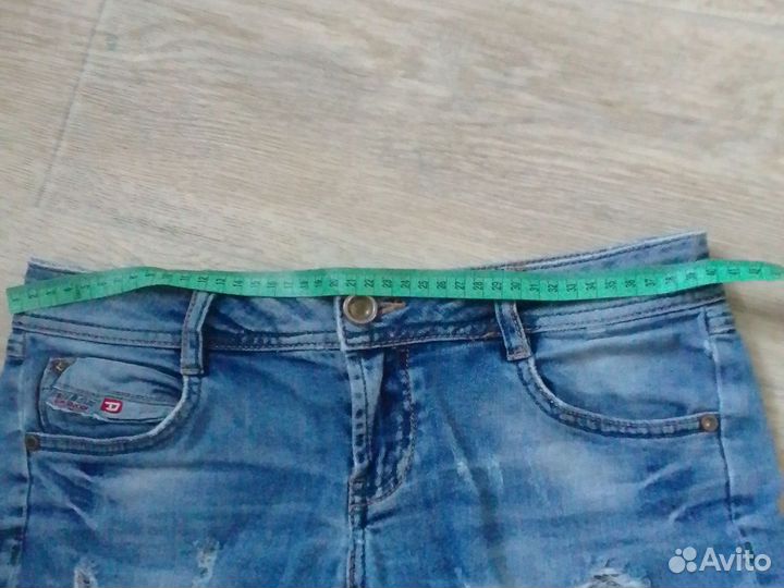 Шорты джинсовые