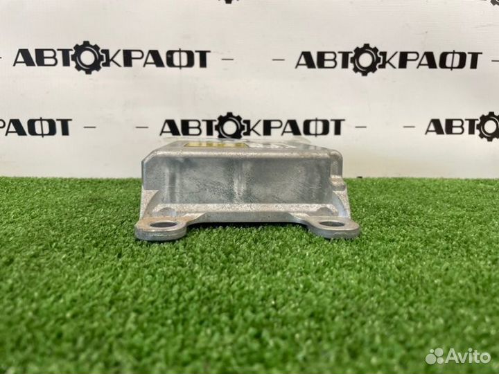 Блок управления airbag Toyota Land Cruiser Prado