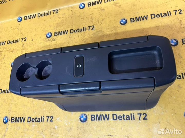 Столик Mercedes Viano W639 272.978 30 758803 2007