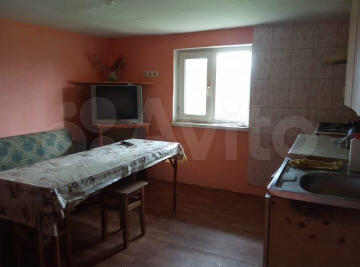 Дом 40 м² на участке 8 сот.