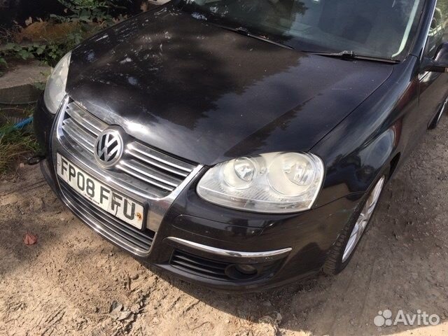 Разбор на запчасти Volkswagen Jetta 5