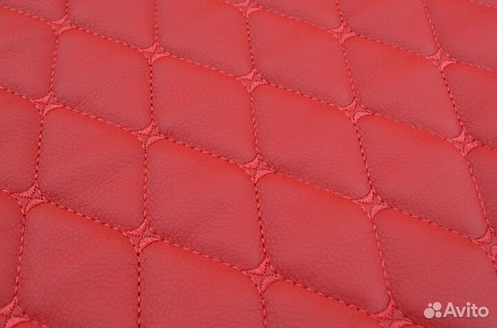 Стеганая экокожа красная рисунок ромб