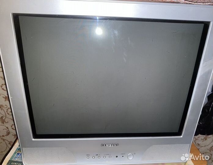 Телевизор samsung