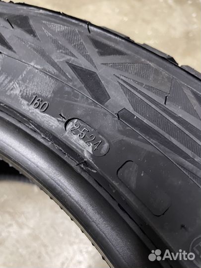 Ikon Tyres Autograph Ice 9 SUV 275/45 R20 и 305/40 R20 112T