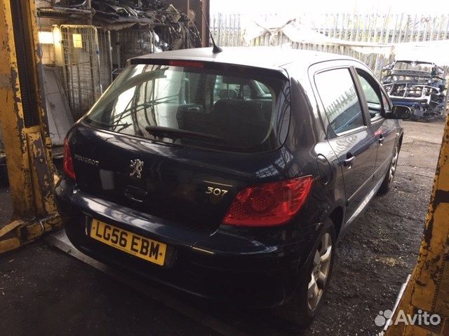 Разбор на запчасти Peugeot 307