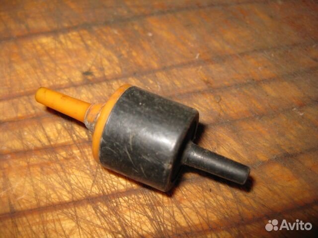 Клапан вакуумный Toyota Corolla (87-92 года) AE91