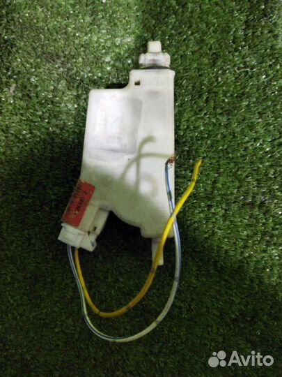 Замок лючка бензобака nissan skyline NV35 VQ25DD