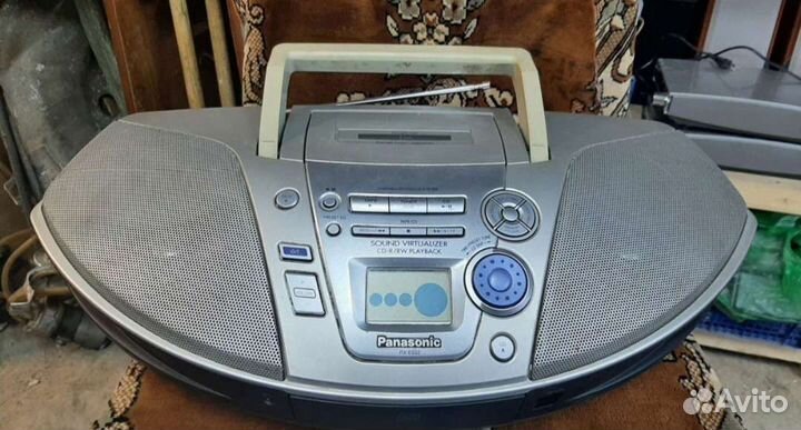 Музыкальный центр