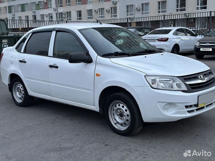 LADA Granta 1.6 AT, 2013, 150 000 км