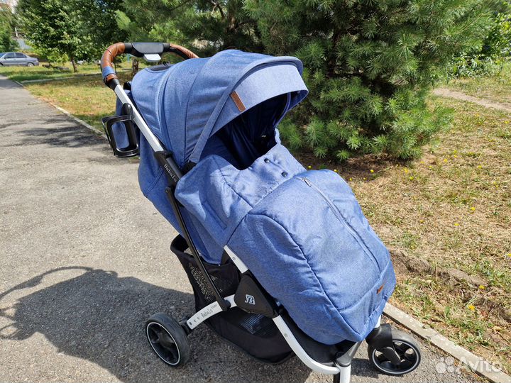 Прогулочная коляска babalo future