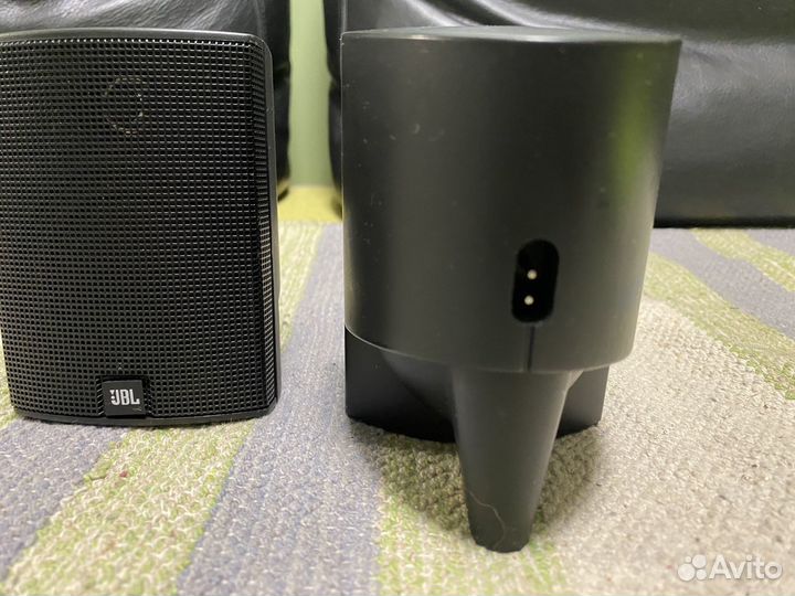 Сателлиты JBL