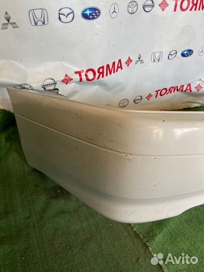 Бампер задний Toyota Carina AT210