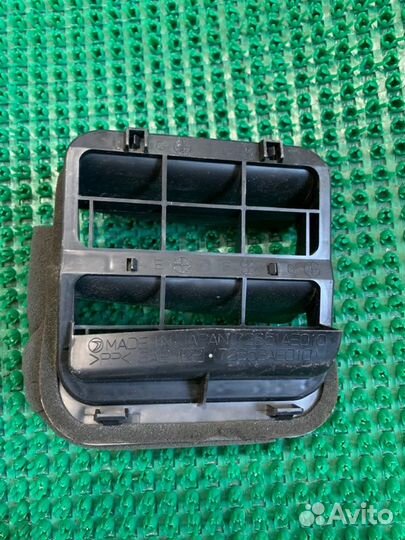 Воздухозаборник задний правый Subaru Xv GP7 FB20