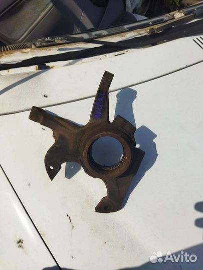 Киа Авелла Кулак поворотный