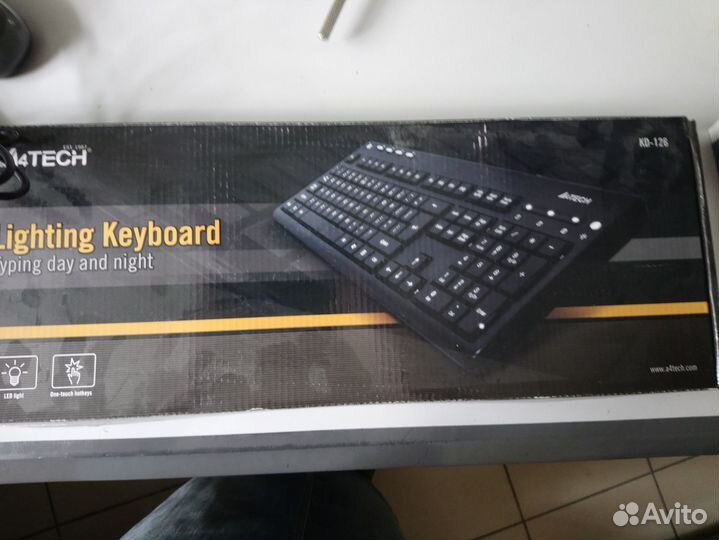 Клавиатура с подсветкой