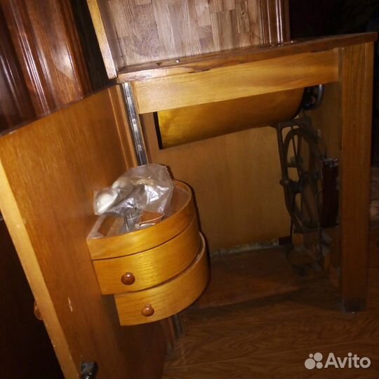 Швейная машина