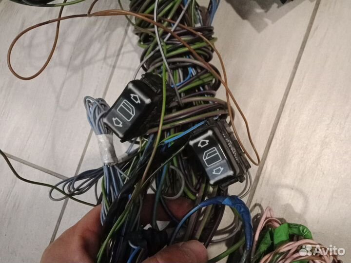 Провода стеклоподьемников проводка w202 w124