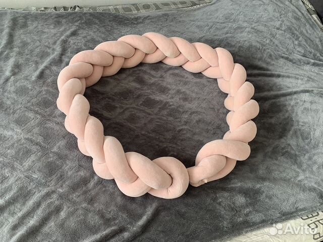 Бортик в кроватку