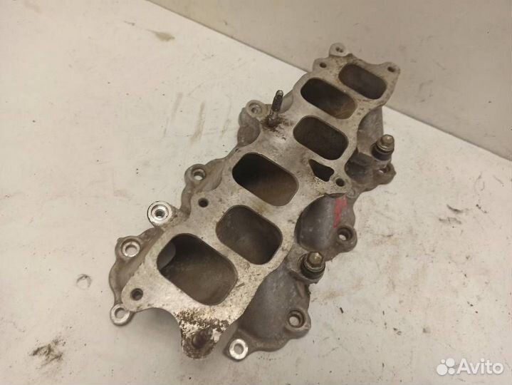 Впускной коллектор 1711131230