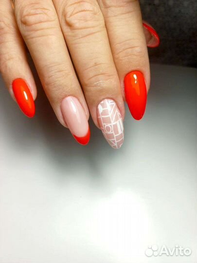 Маникюр и педикюр